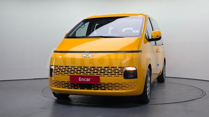 Hyundai Staria 2022 — 3