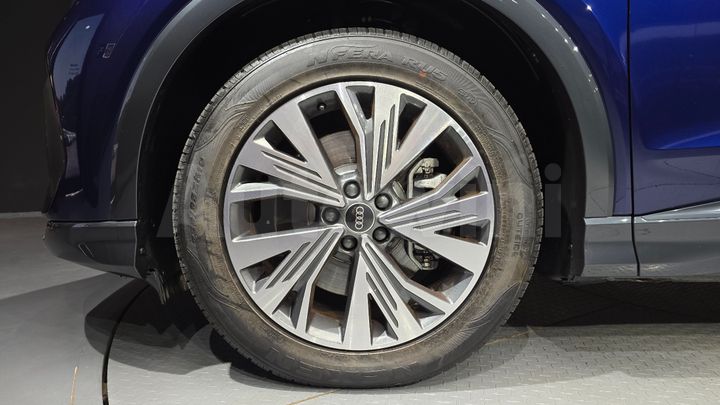 Audi Q4