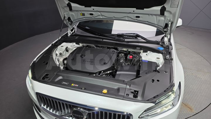 Volvo S90 2023 — 5