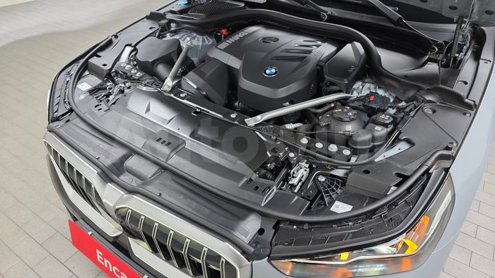 BMW 5 Series 2024 — 5