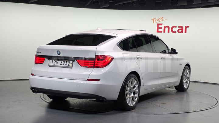 BMW 5 Series 2013 — 2