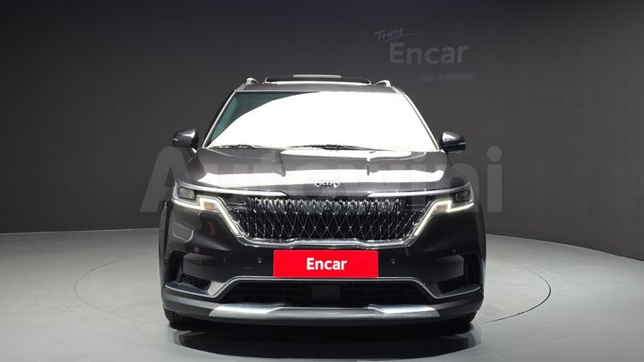 Kia Carnival 2021 — 3