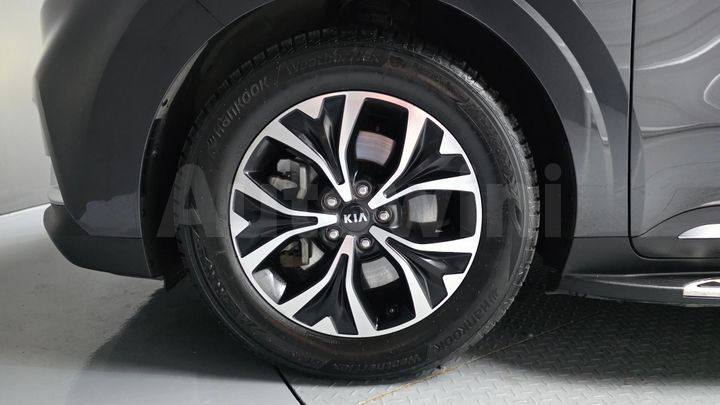 Kia Carnival 2021 — 5