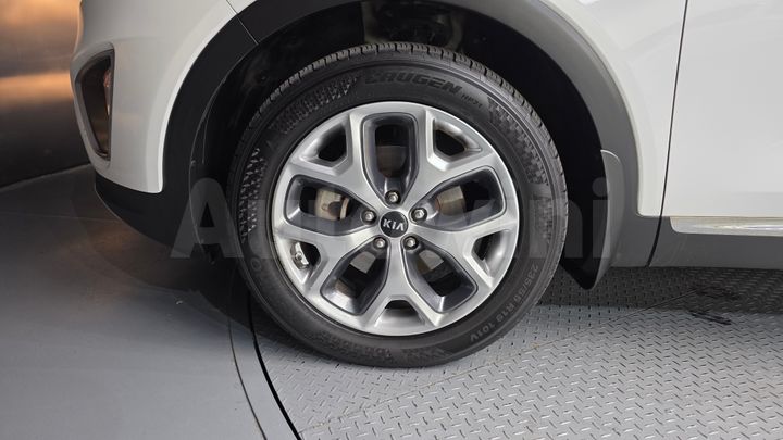 Kia Sorento 2017 — 5