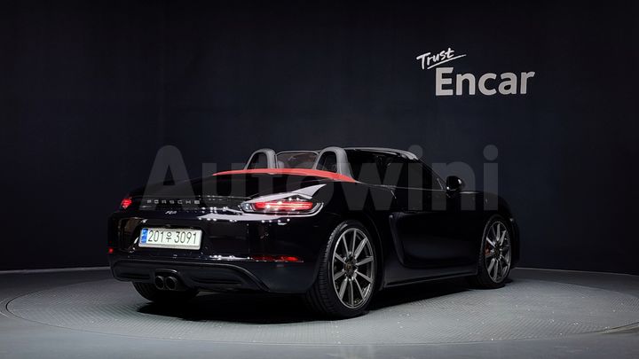 Porsche 718
