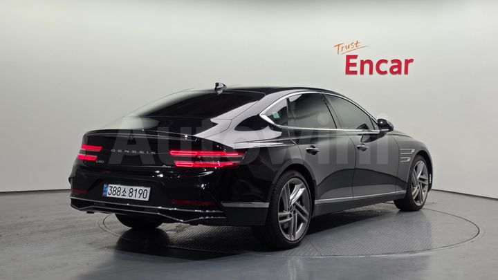 Genesis G80 2025 — 2