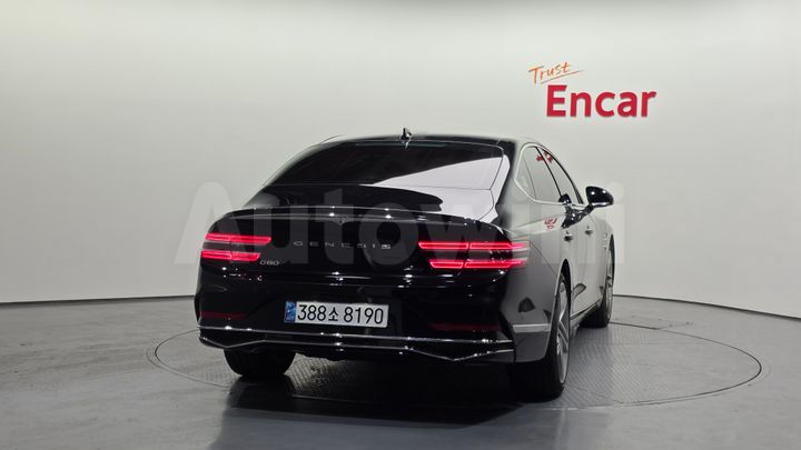 Genesis G80 2025 — 4