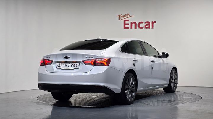 Chevrolet Malibu 2020 — 2