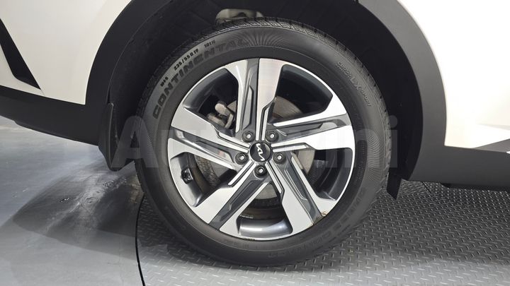 Kia Sorento 2023 — 5