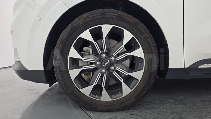 Kia Carnival 2023 — 5