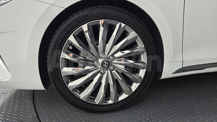 Hyundai Grandeur 2022 — 5