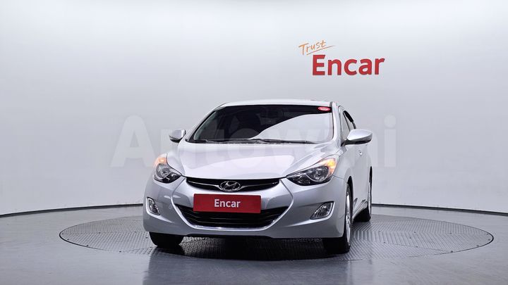 Hyundai Avante 2011 — 3