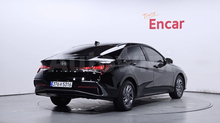 Hyundai Avante 2026 — 2