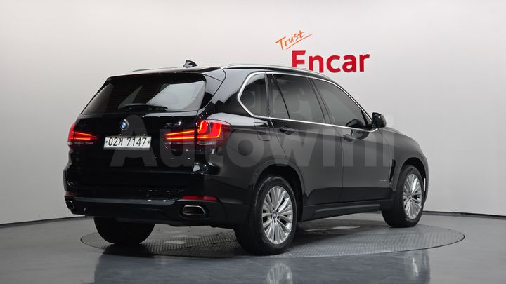 BMW X5 2017 — 2