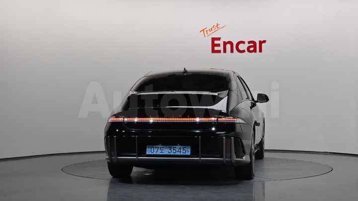 Hyundai Ioniq 2023 — 4