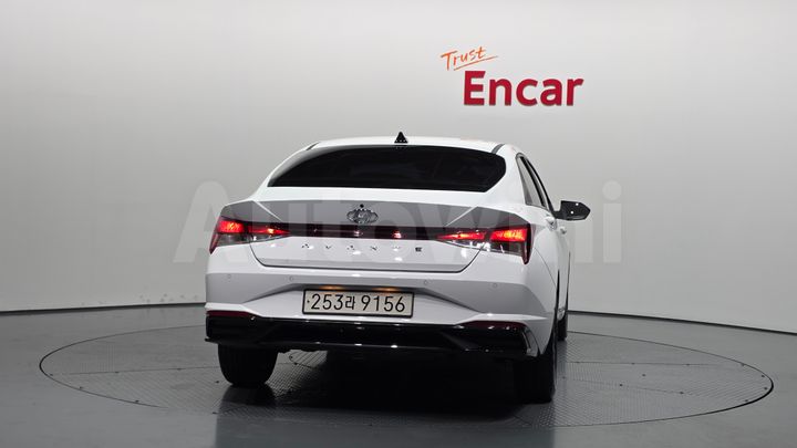 Hyundai Avante 2023 — 4