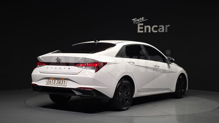 Hyundai Avante 2023 — 2