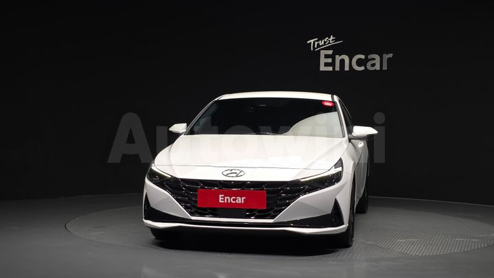 Hyundai Avante 2023 — 3