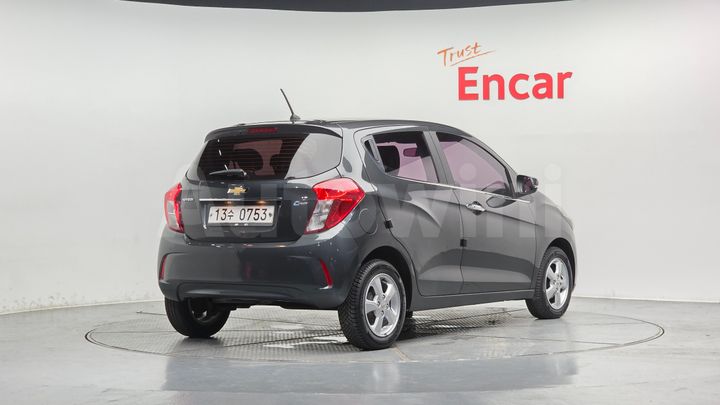 Chevrolet Spark 2017 — 2