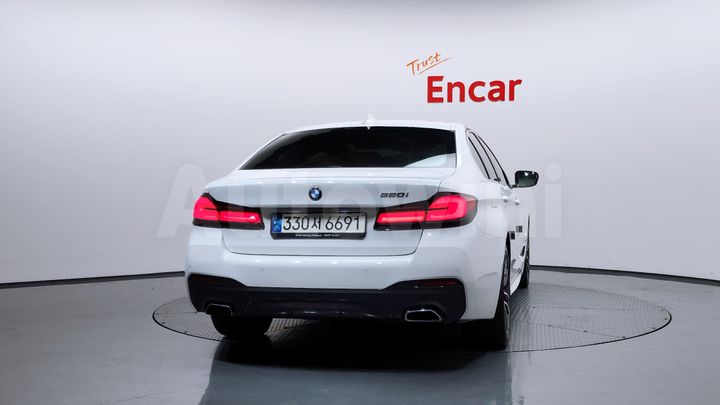 BMW 5 Series 2022 — 4