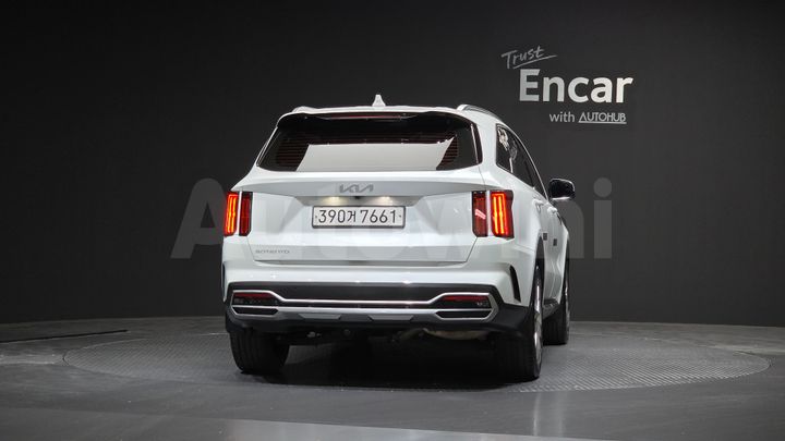 Kia Sorento 2023 — 4
