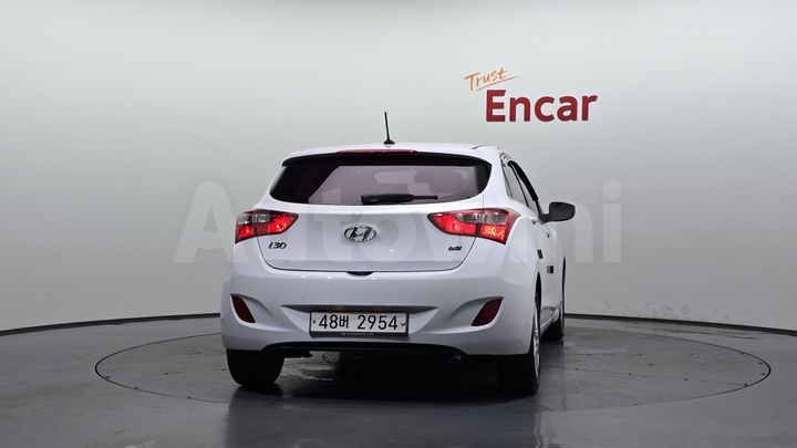 Hyundai i30 2015 — 4