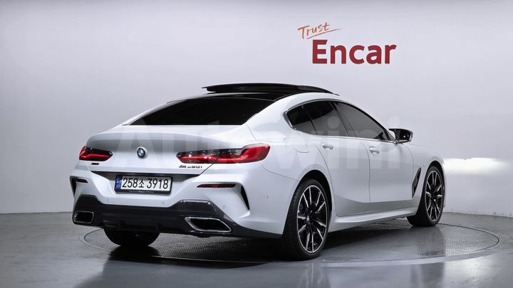 BMW 8 Series