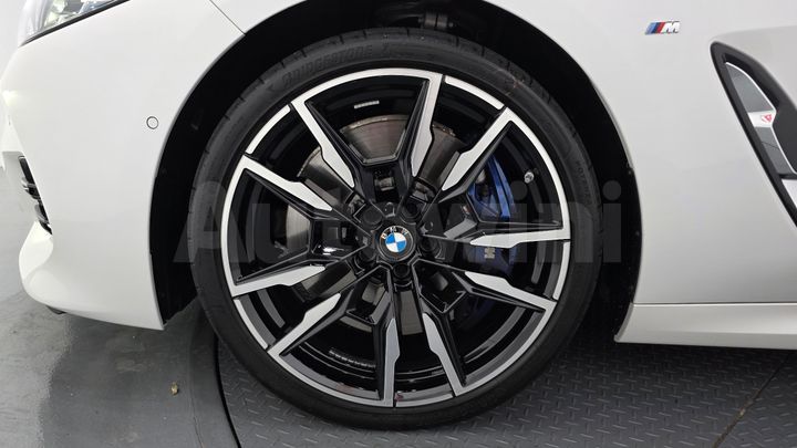 BMW 8 Series