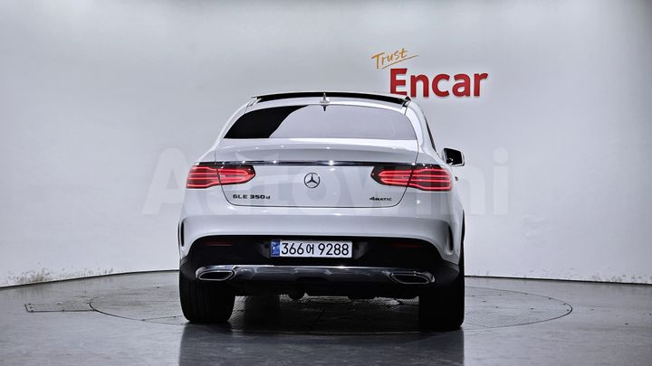 Mercedes-Benz GLE Class 2017 — 4