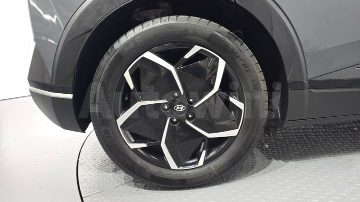 Hyundai Ioniq5 2023 — 5