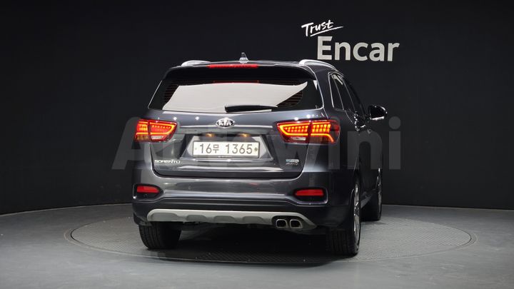 Kia Sorento 2018 — 4