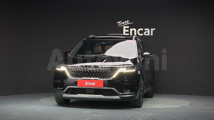Kia Carnival 2023 — 3