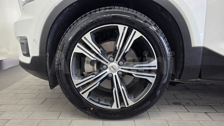 Volvo XC40 2020 — 5