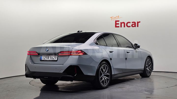 BMW 5 Series 2025 — 2