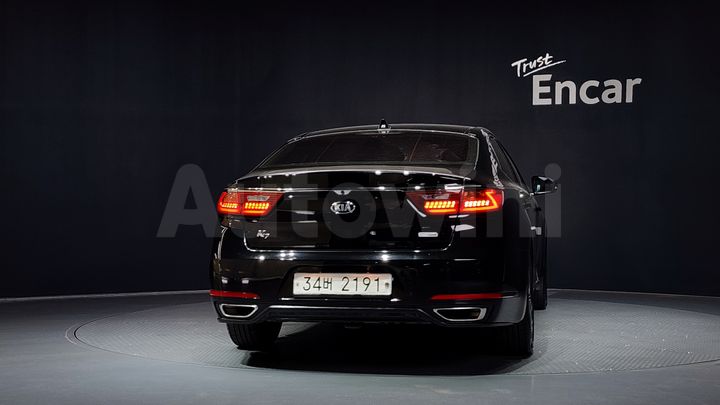 Kia K7 2018 — 4