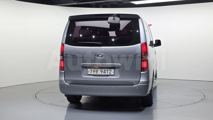 Hyundai Starex 2016 — 4