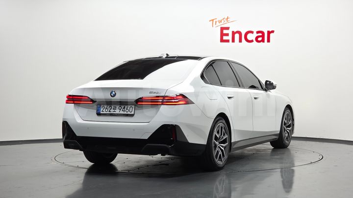 BMW 5 Series 2026 — 2