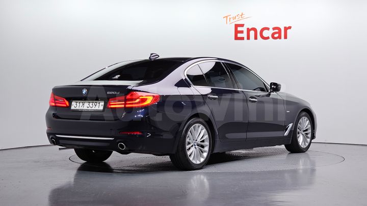 BMW 5 Series 2018 — 2