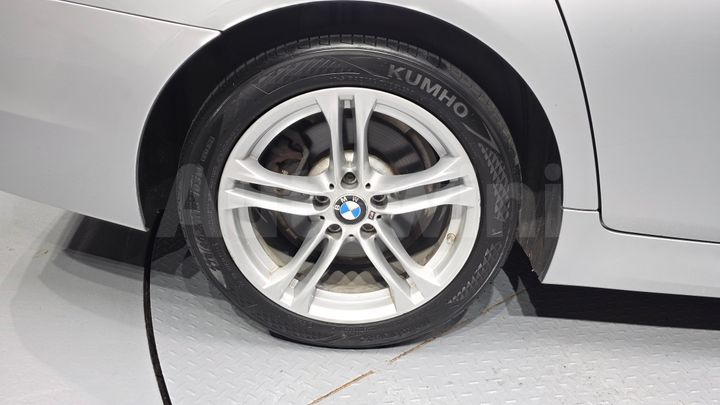 BMW 5 Series 2016 — 5
