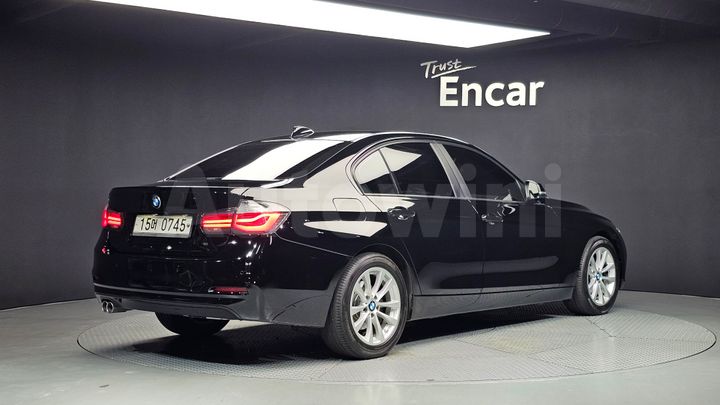 BMW 3 Series 2016 — 2