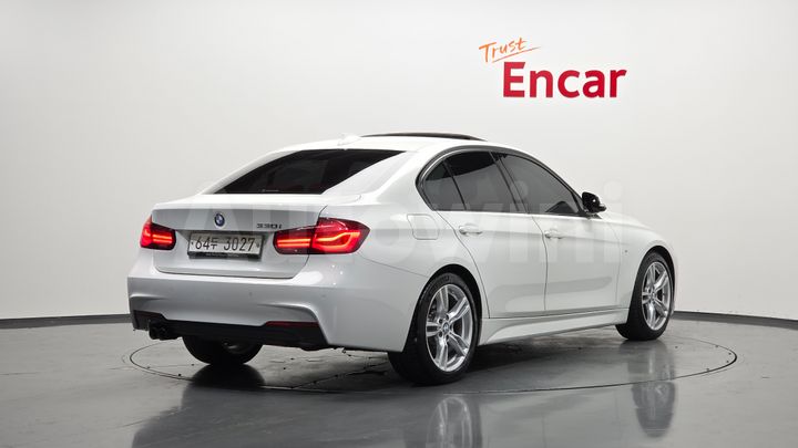 BMW 3 Series 2018 — 2