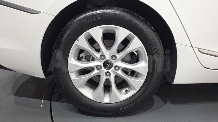 Kia K8 2022 — 5