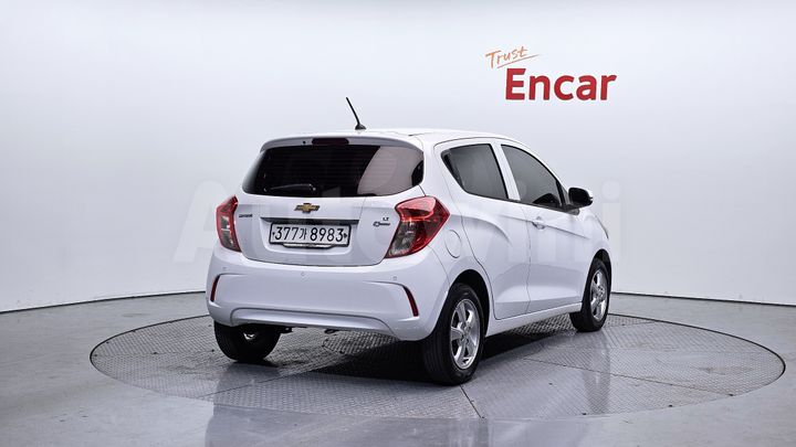 Chevrolet Spark 2017 — 2