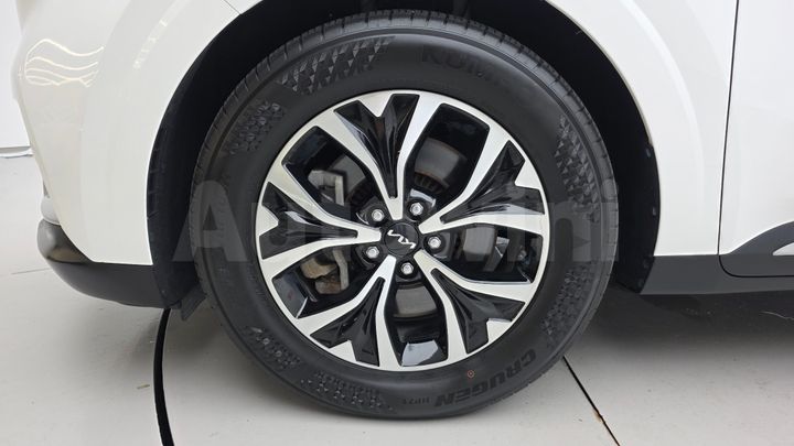 Kia Carnival 2023 — 5