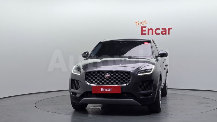 Jaguar E PACE 2018 — 3