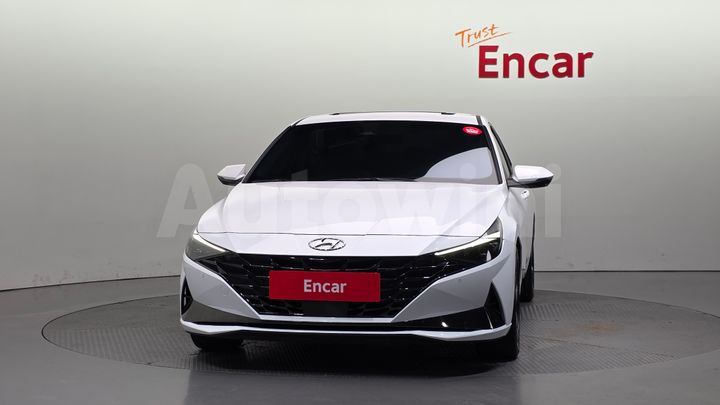 Hyundai Avante 2022 — 3