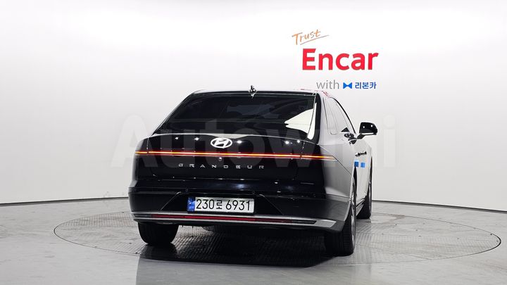 Hyundai Grandeur 2023 — 4