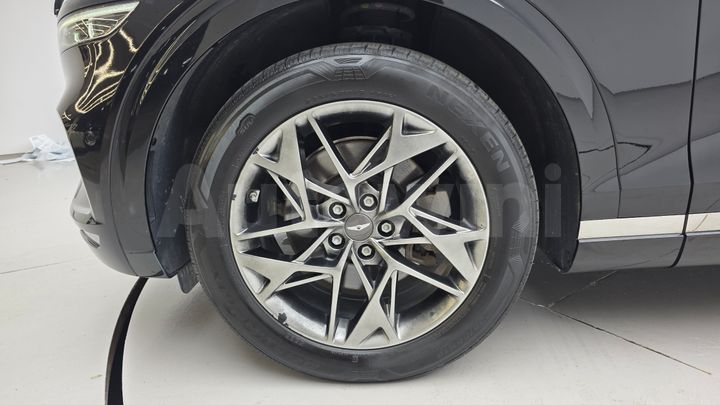 Genesis GV70 2021 — 5
