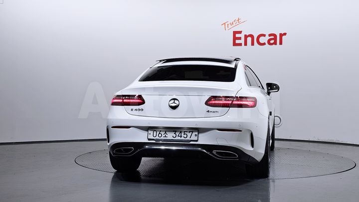 Mercedes-Benz E Class 2017 — 4