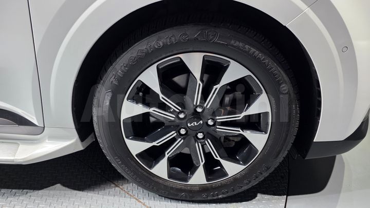 Kia Carnival 2023 — 5